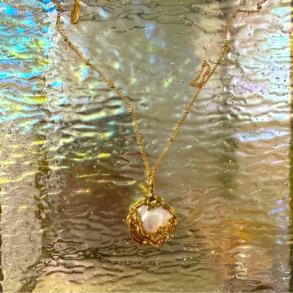NWT!!!925 Sterling Silver, 18k gold plated, natural pearls, necklace, gold tone